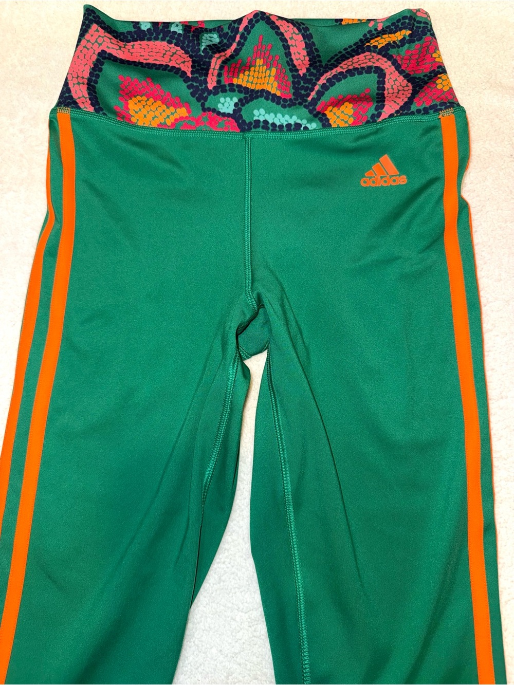 Adidas Green Athletic Leggings w/Orange Stripes and Patterned Waistband, sz 8/10